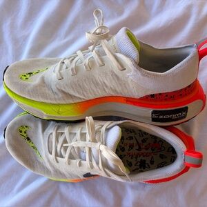 Men's Nike ZoomX Invincible Run Flyknit 3 sneakers Size 7 White w yellow